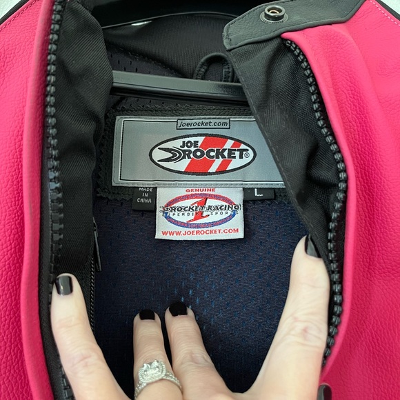 NWT. Joe Rocket Ladies Pink and Black Leather Aura Jacket. Size large. - Picture 3 of 12